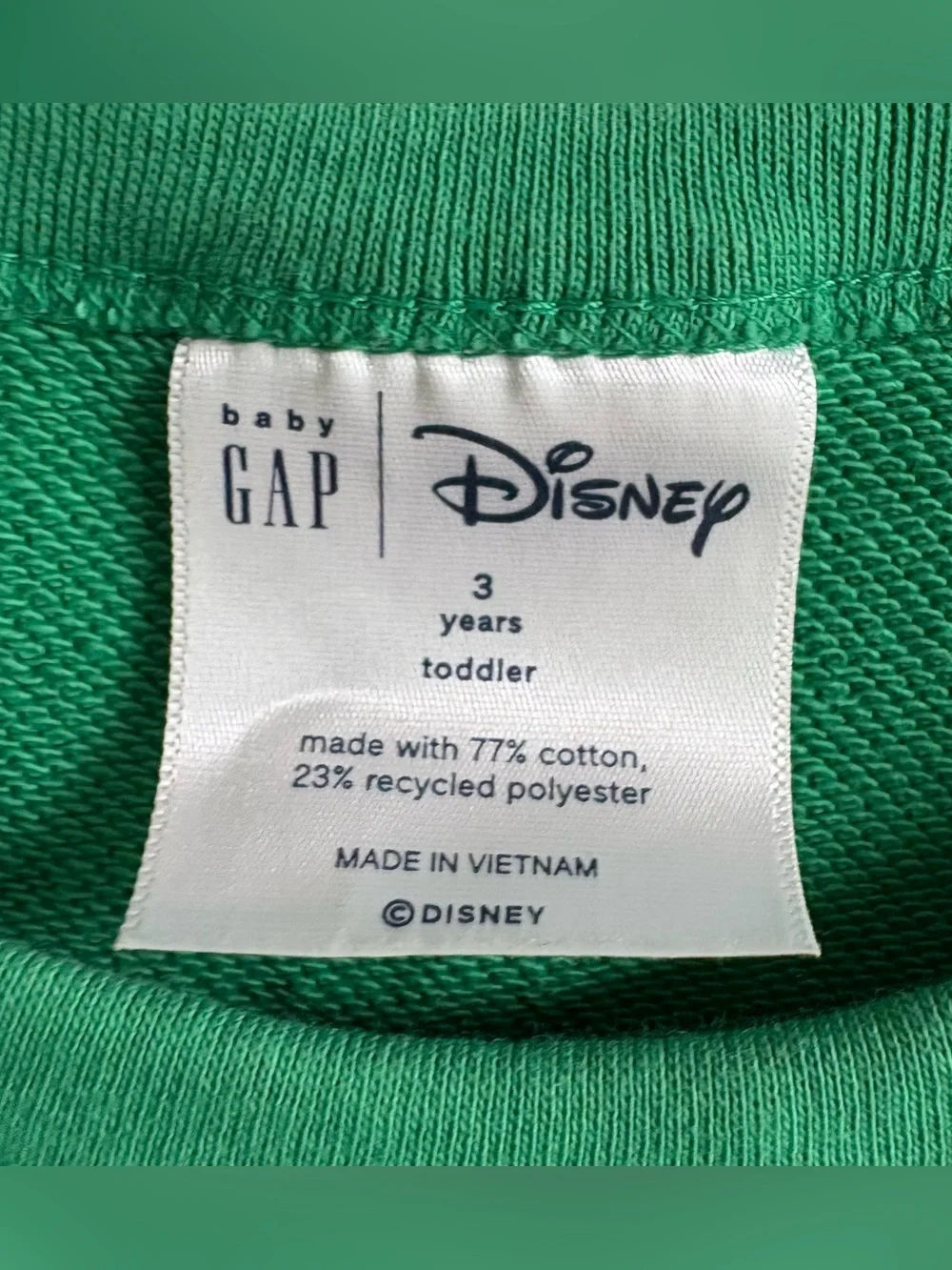 GAP soft green